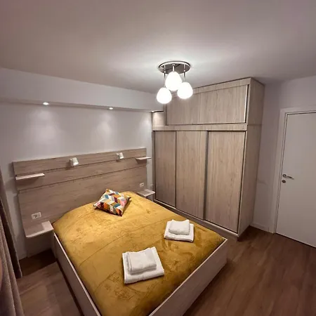 Mosilor - 3 Rooms, 2 Bathrooms Appartamento