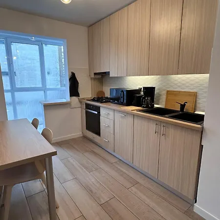 Апартаменти Mosilor - 3 Rooms, 2 Bathrooms Бухарест